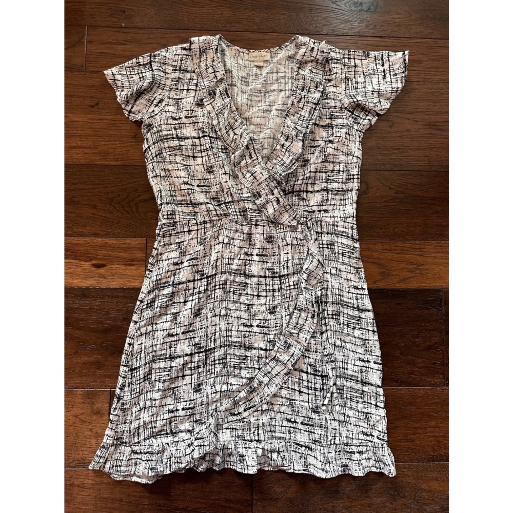 Charlie Paige Women Black White Abstract  Print Ruffle Wrap Dress Size Medium